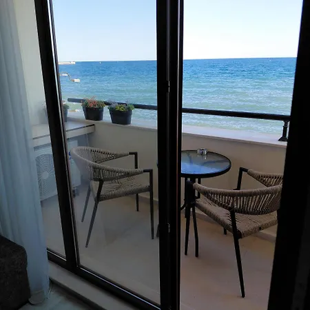 Apartament Danaya, Carpe Diem Complex, Balchik, Free-parking & Swimming Pool