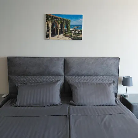 Apartament Danaya, Carpe Diem Complex, Balchik, Free-parking & Swimming Pool *