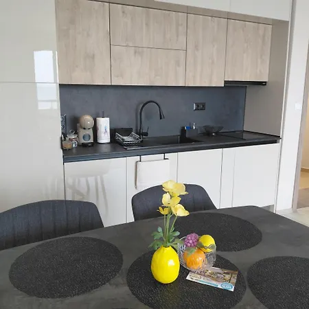 公寓 Danaya, Carpe Diem Complex, Balchik, Free-parking & Swimming Pool 巴尔奇克