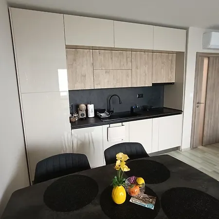 Danaya, Carpe Diem Complex, Balchik, Free-parking & Swimming Pool 公寓 巴尔奇克